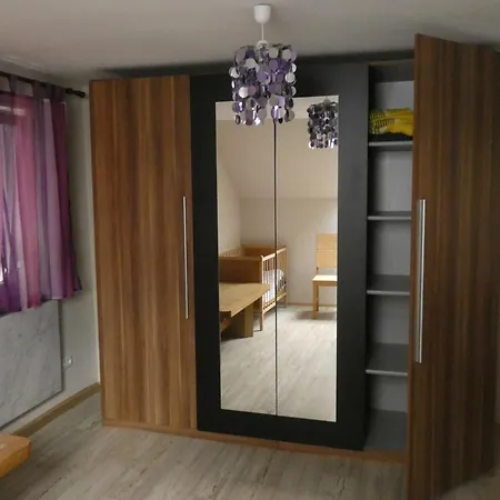 Apartment Goldener Fuchs In Moschendorf Goessweinstein